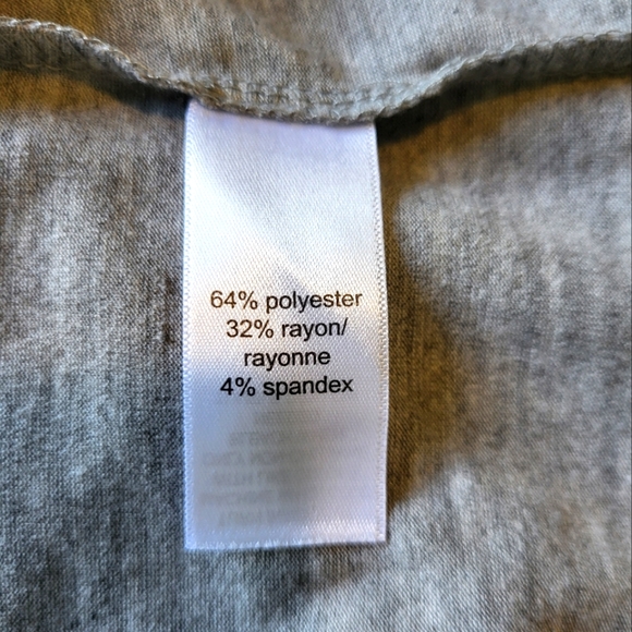 💥4 for $30💥 Maurice's Women's XS grey fun t-shirt - Picture 7 of 9
